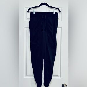 lululemon mid rise studio joggers